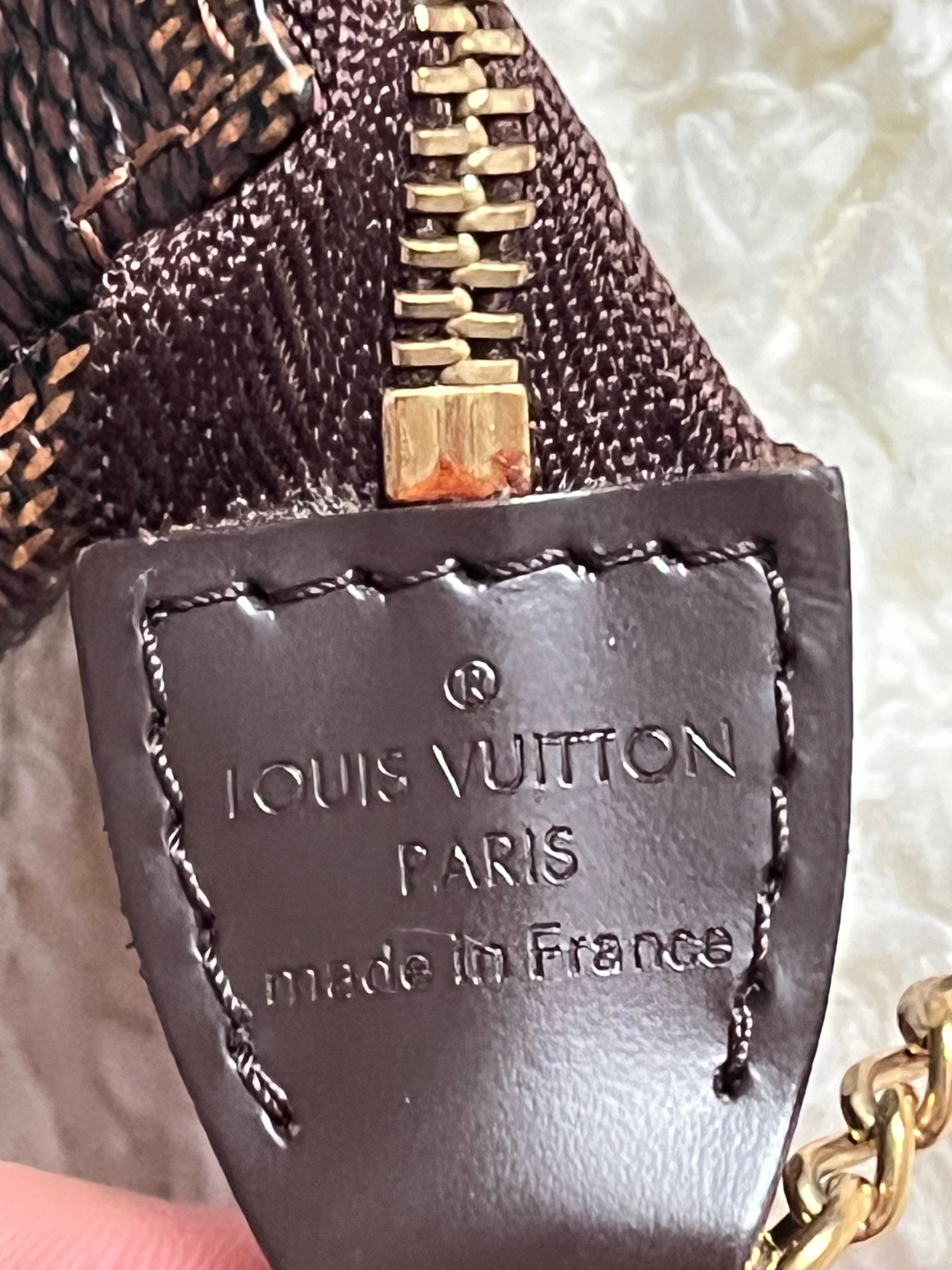 Mini Pochette accessoire Louis Vuitton édition limité