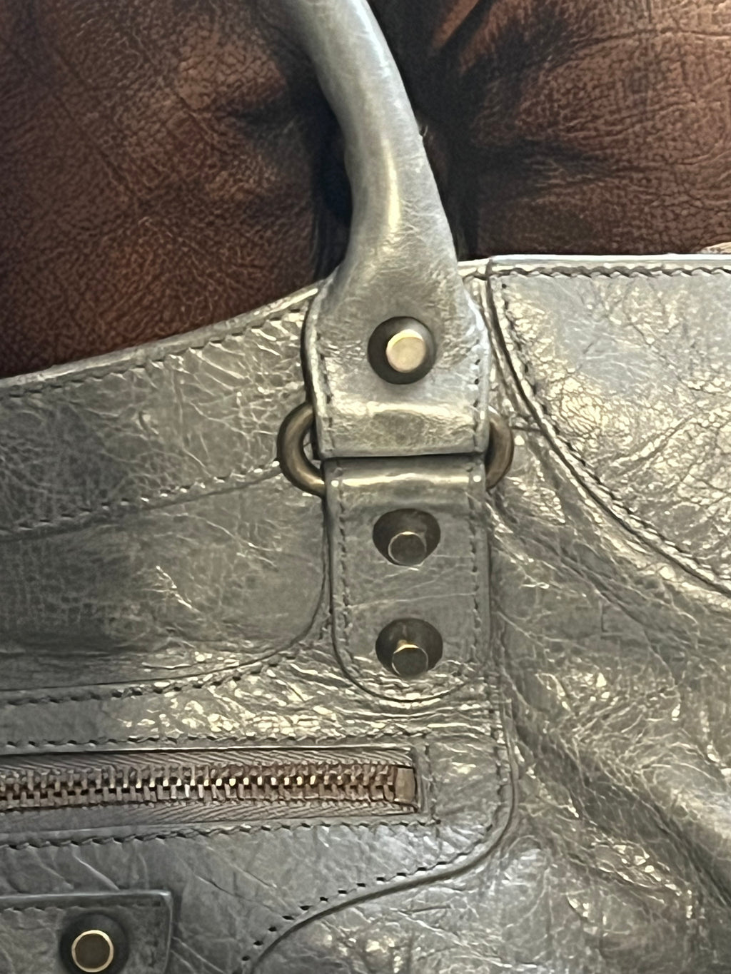 Sac balenciaga city en cuir gris