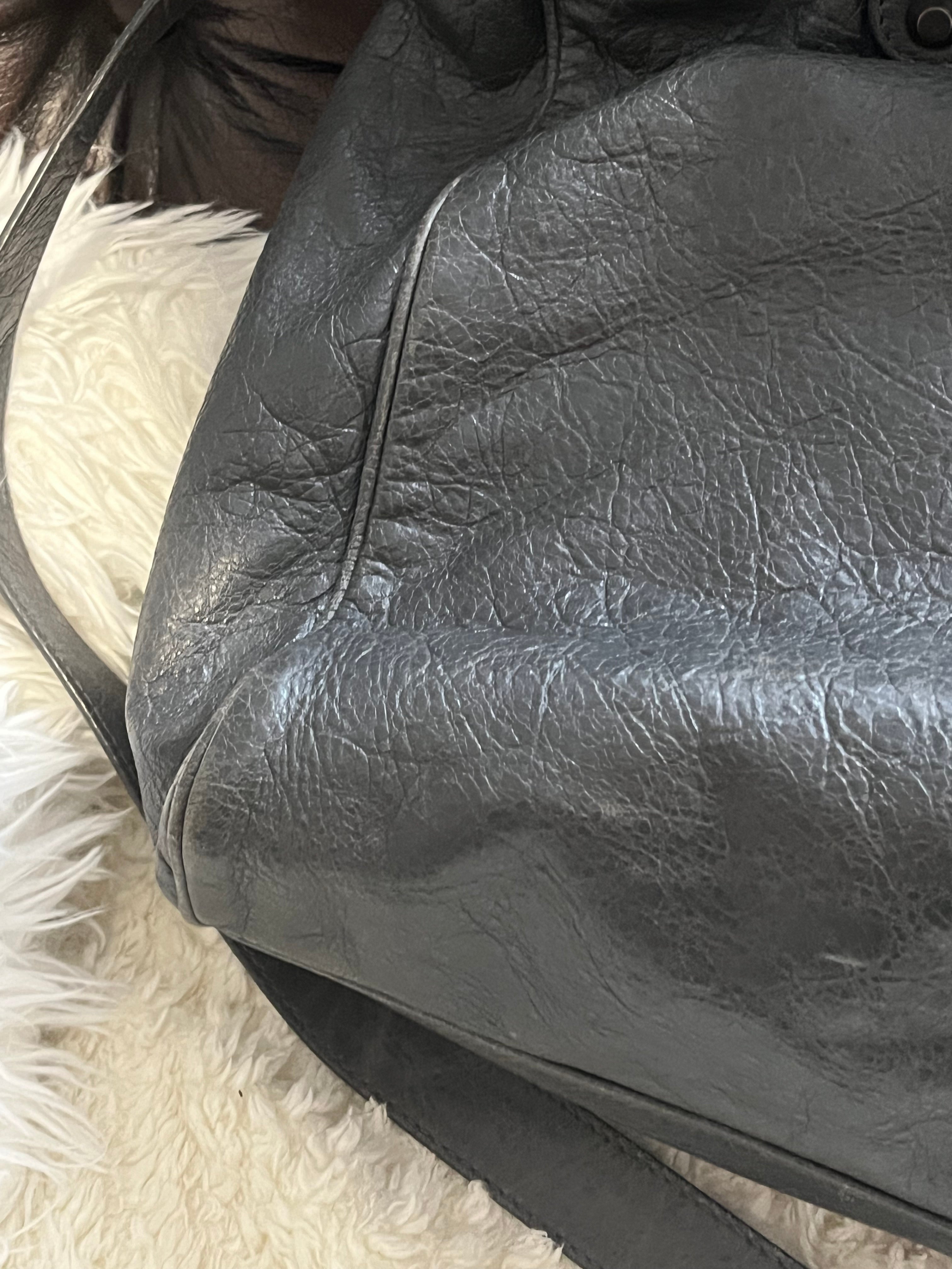 Sac balenciaga city en cuir gris