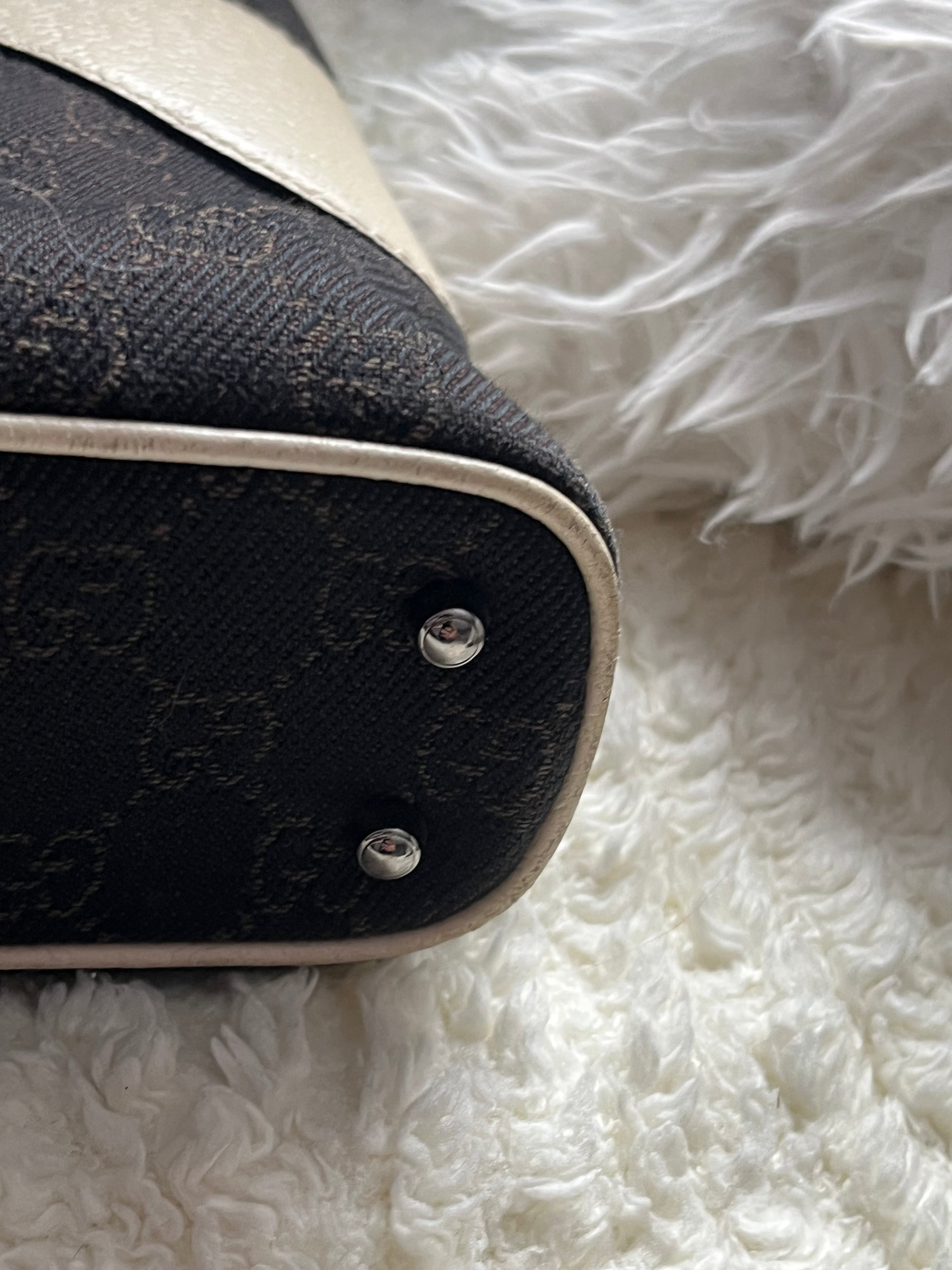 Sac Gucci en toile GG
