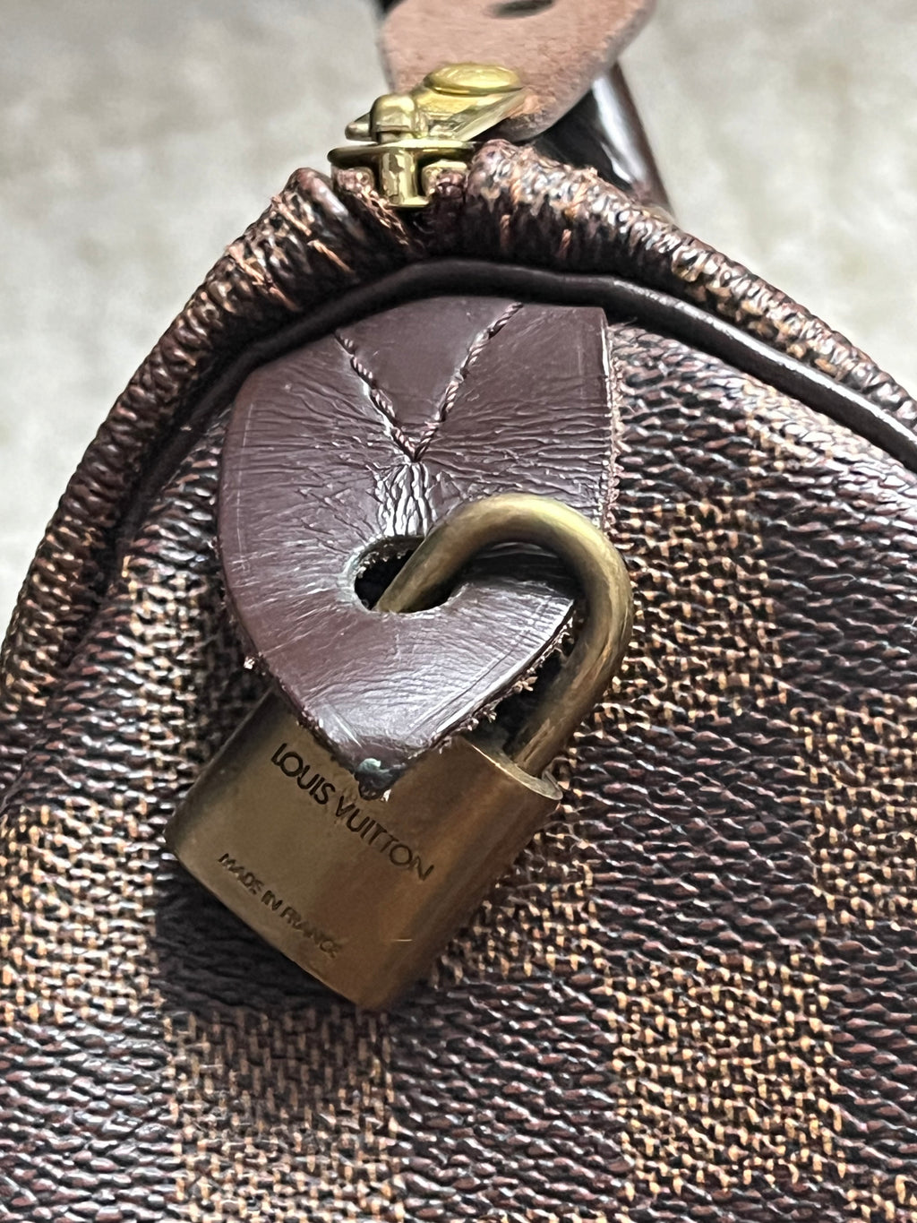 Sac Louis Vuitton speedy 25 en damier ébène