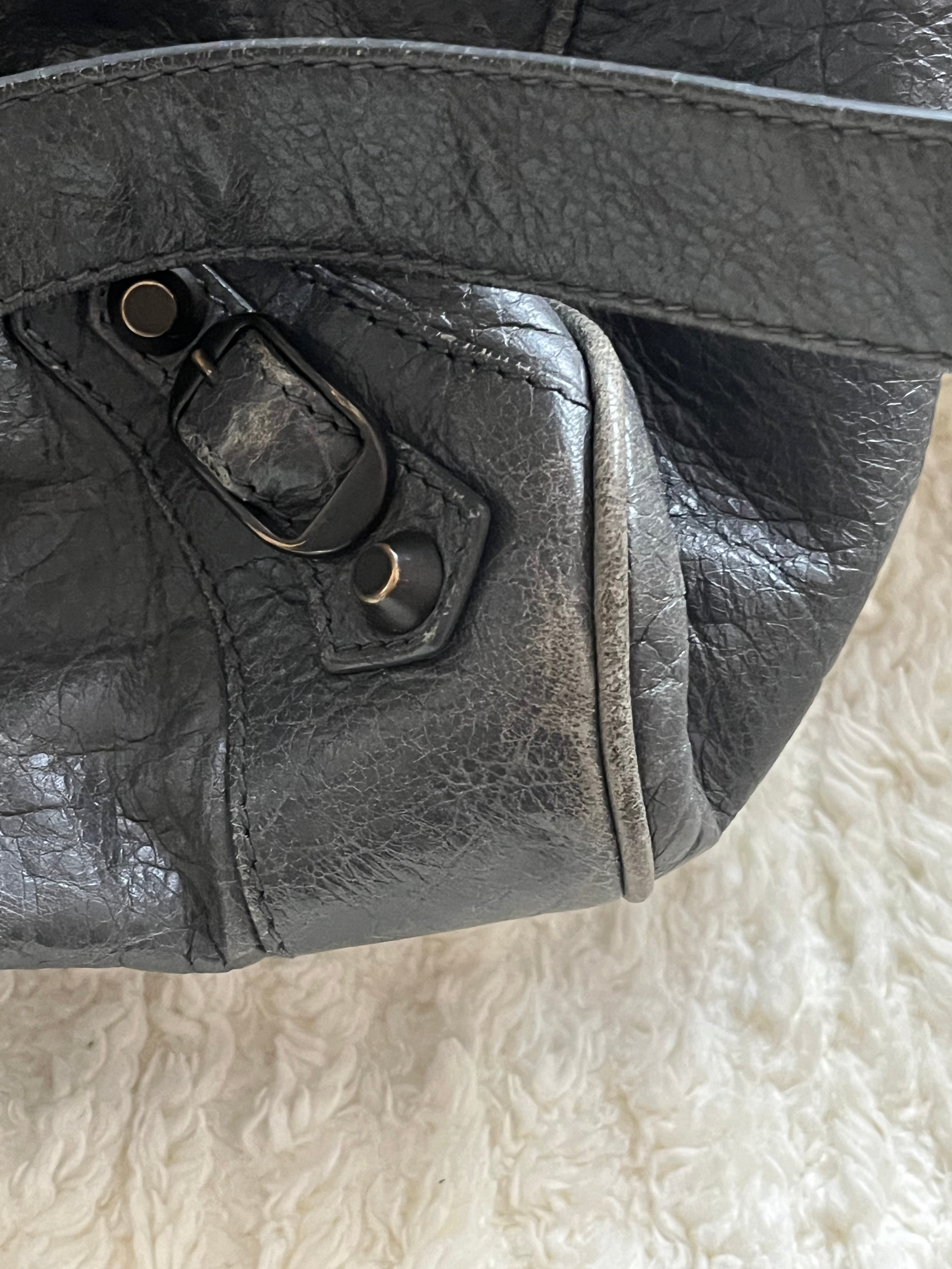 Sac balenciaga city en cuir gris