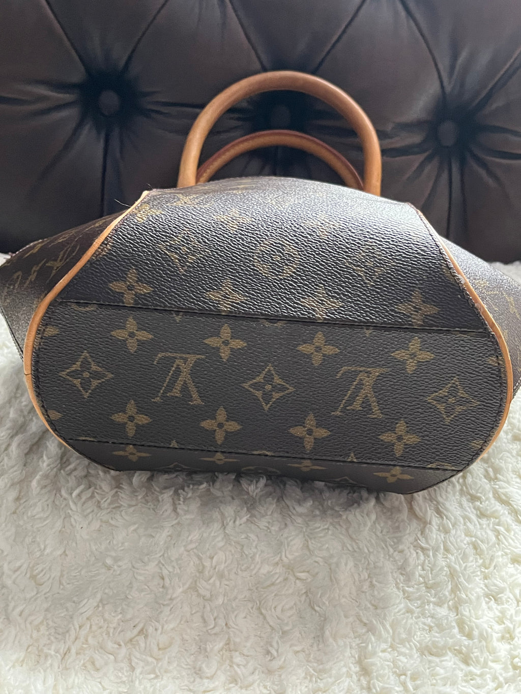Sac Louis Vuitton ellipse