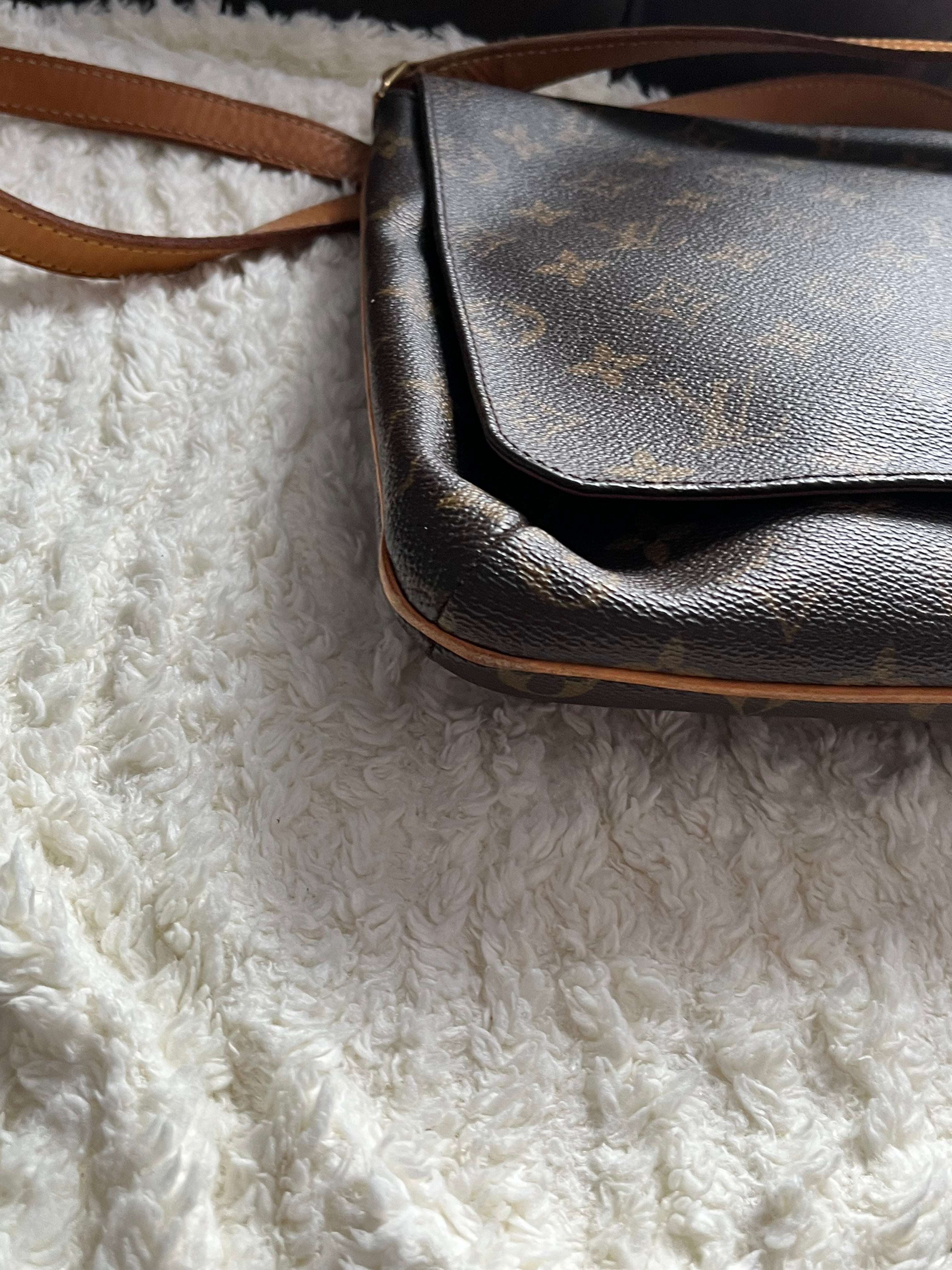 Sac Louis Vuitton musette