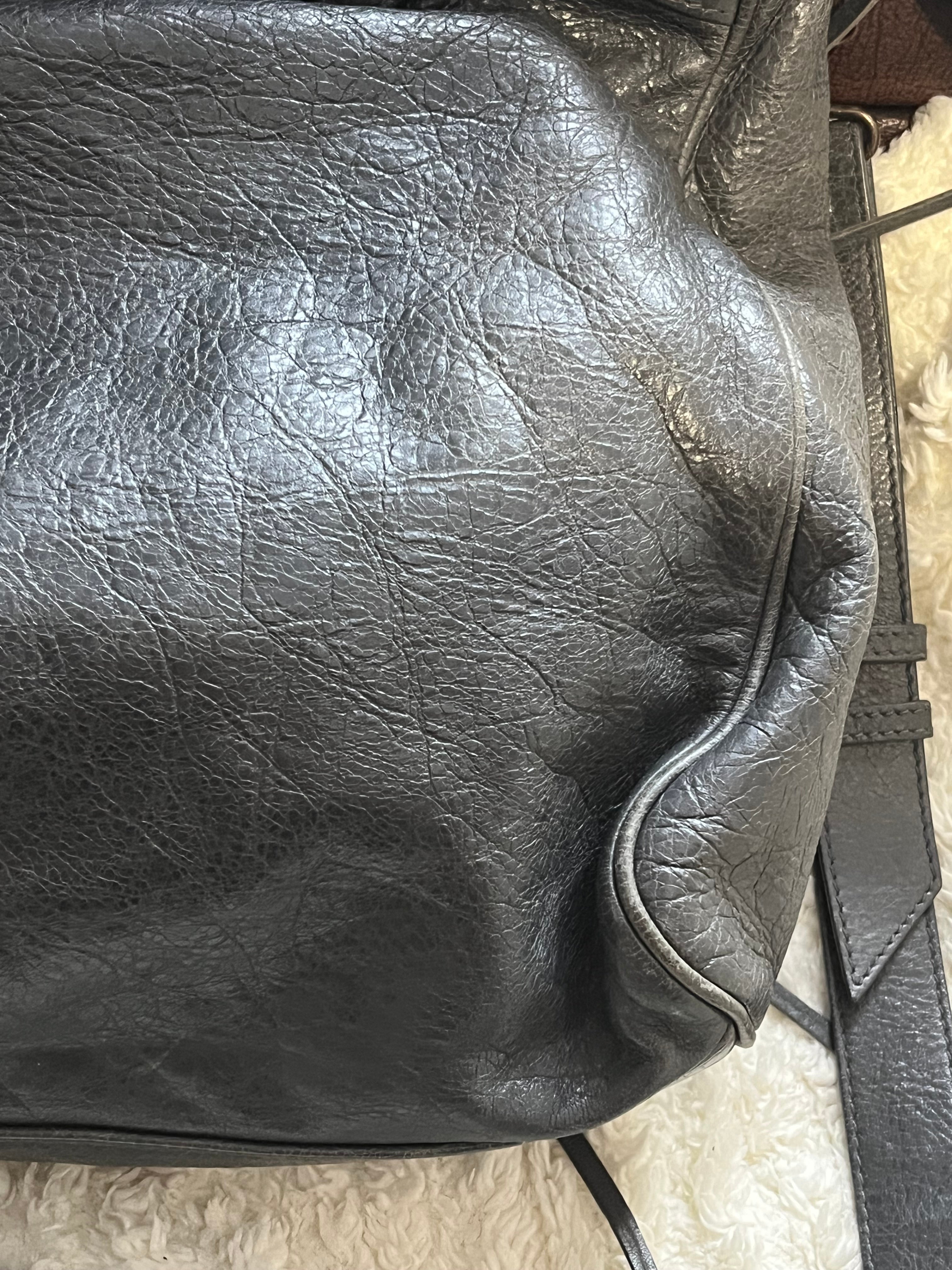 Sac balenciaga city en cuir gris