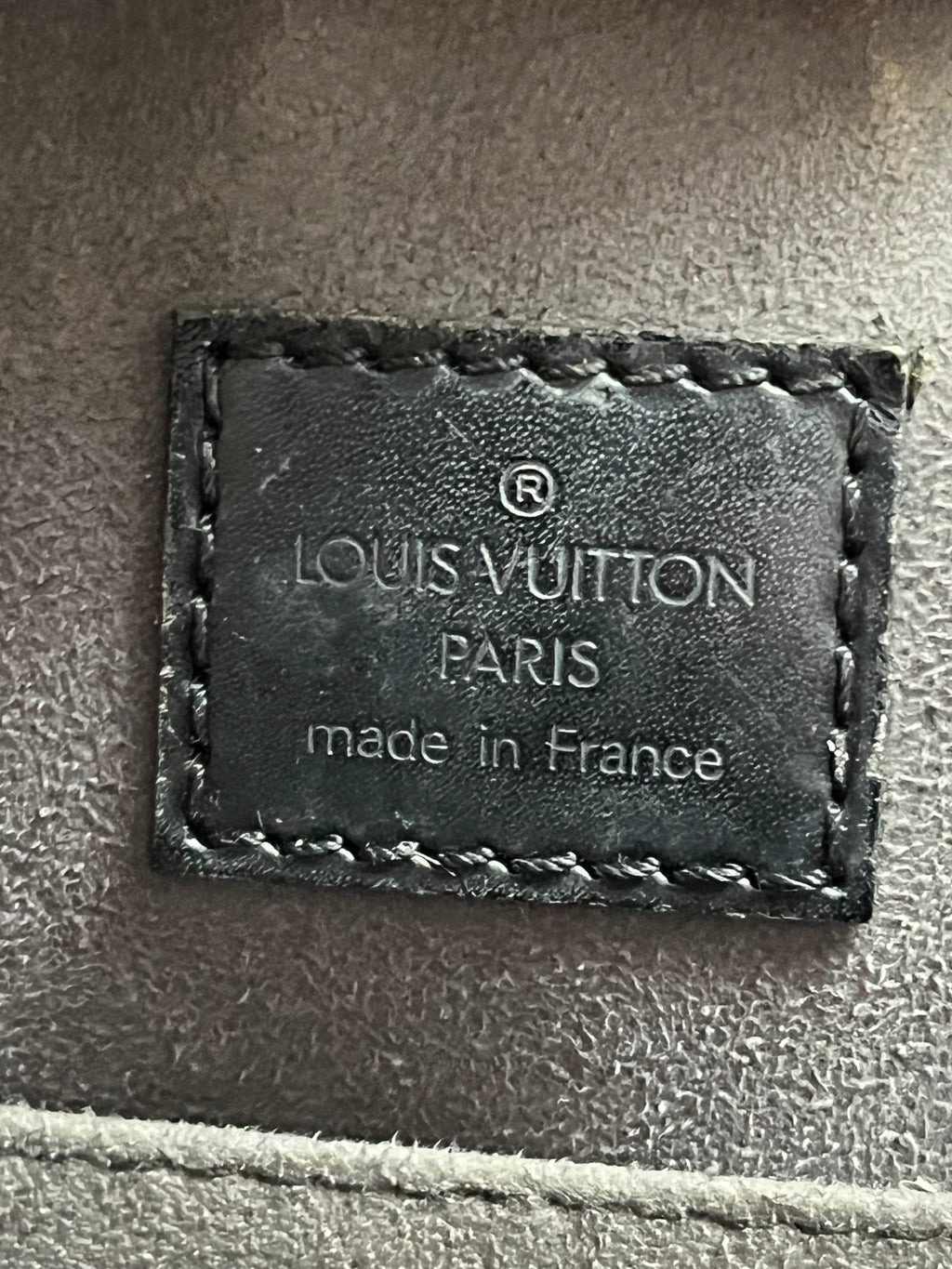 Sac Louis Vuitton jasmin en cuir épi Noir