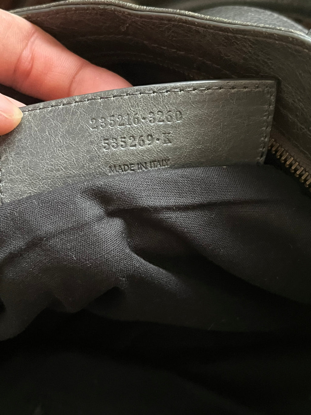 Sac balenciaga city en cuir gris